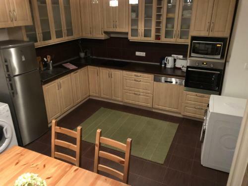 Chester Gozsdu Apartment