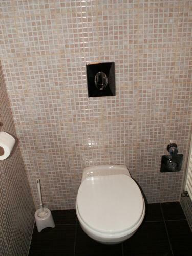 Chester Gozsdu Apartment