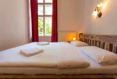 Hostal J� Itt Pesten