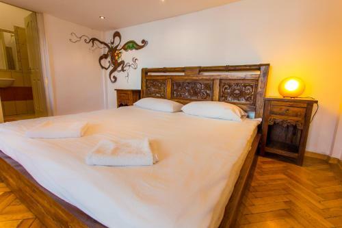 Hostal J� Itt Pesten