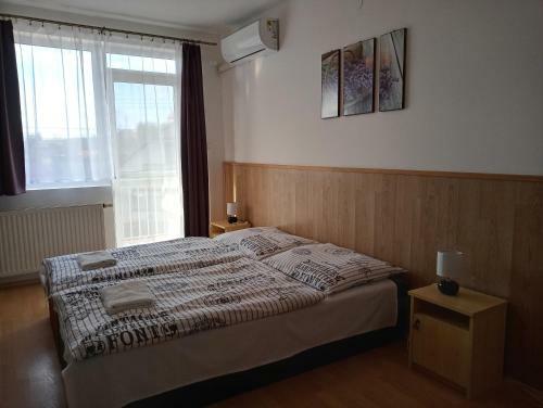 Hostal Napsug�r Vend�gh�z