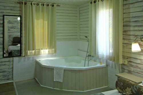 Nir David Country Lodge