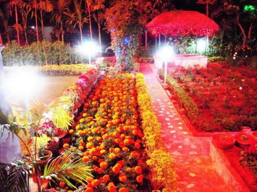 Hostal Rater Tara Diner Rabi Guest House