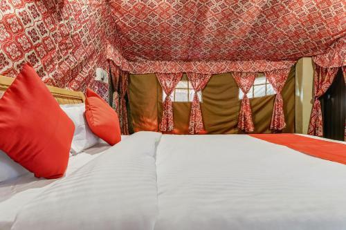 Oyo 41341 Hotel Paradise Tent Resorts
