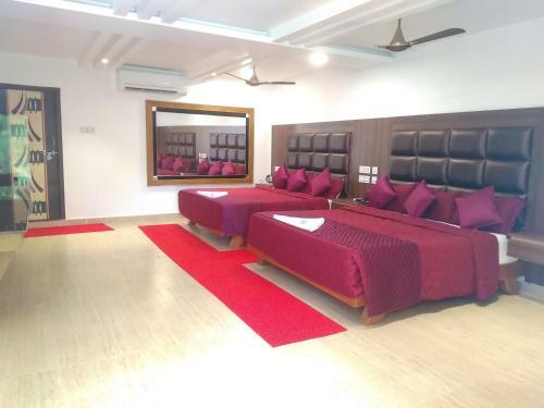 Hotel Orchard Valley Resort