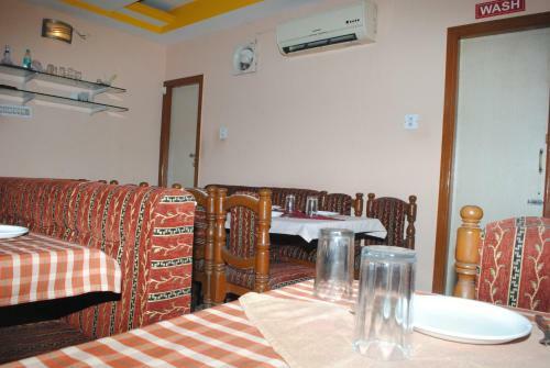 Hotel Pancharatna Paradise
