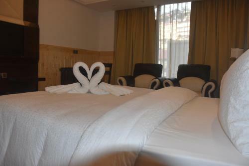 Hotel Dhroov