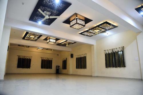 Hotel Parvati Palace Sehore