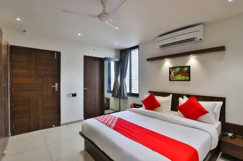 Oyo 16604 Hotel Sparsh Inn