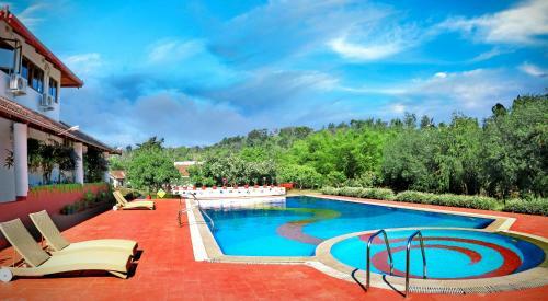 Hotel Kadkani River Resort