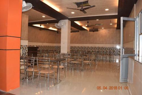 Hotel Madhuban Katra
