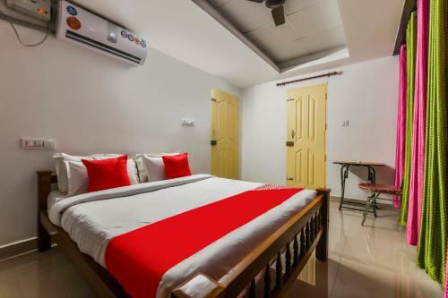 B & B Apartments, Konni, Pathanamthitta