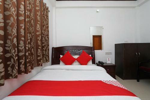 Oyo 15027 Hotel Lotus International