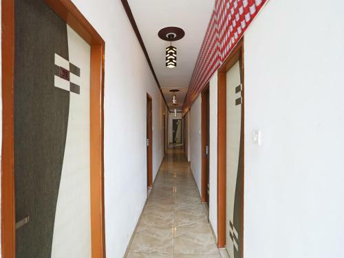 Oyo 15027 Hotel Lotus International