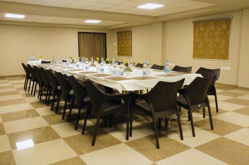 Hotel Corporate Stays Mahindra World City