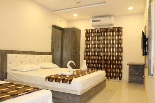 Lodge Shri Shiva Palace