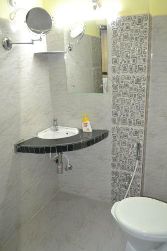 Hotel Ashoka Inn
