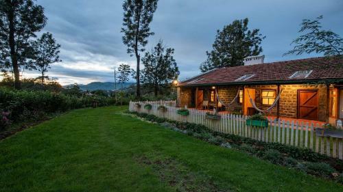 Villa Araliya House By Vista Rooms
