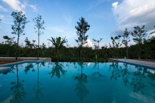 Hotel Eka Resort