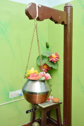 Hotel The Kuttalam Heritage