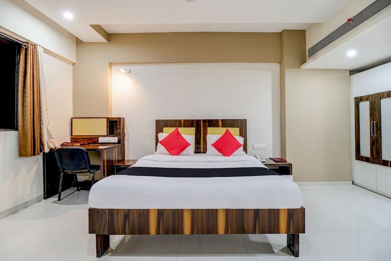 Hotel Dhuri Resort