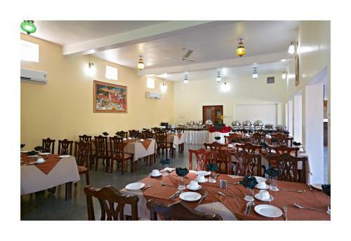 Hotel Alwar Bagh By Aamod