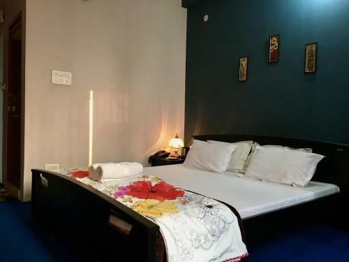 Hotel The Royal Panacea