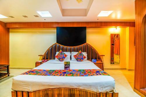 Fabhotel Palash Residency