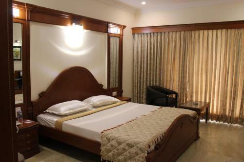 Hotel Paramount Inn