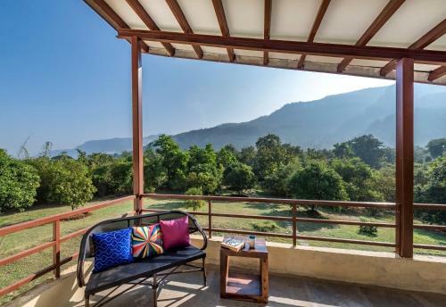 Villa Saffronstays Opal And Jade