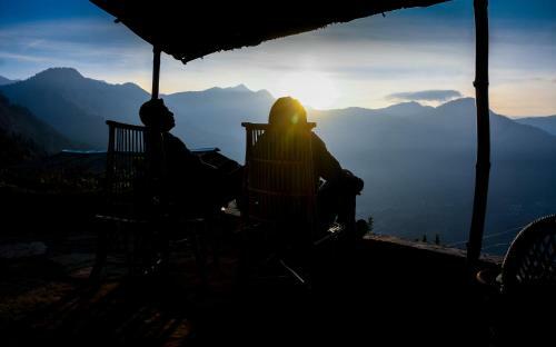 Lodge Cafe Buransh