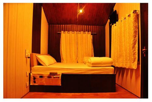 Hotel The Cocoon Camps & Nature Resorts
