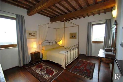 Siena Villa Sleeps 10 Pool