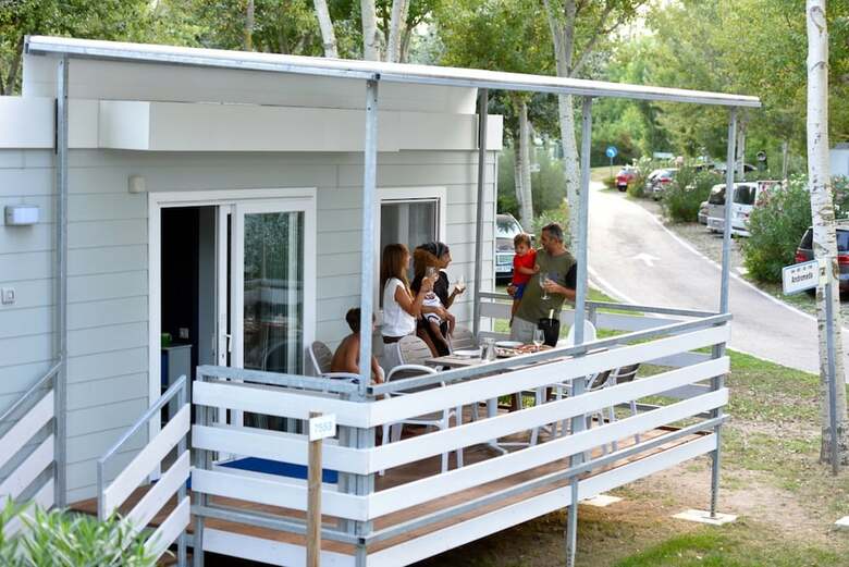 Isamar Holiday Village