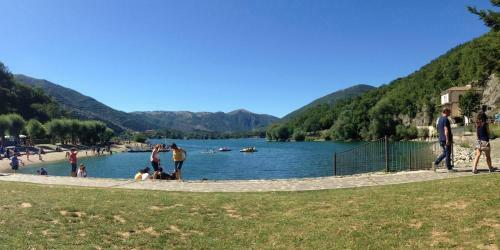 Hostal La Locanda Del Lago Lucciola