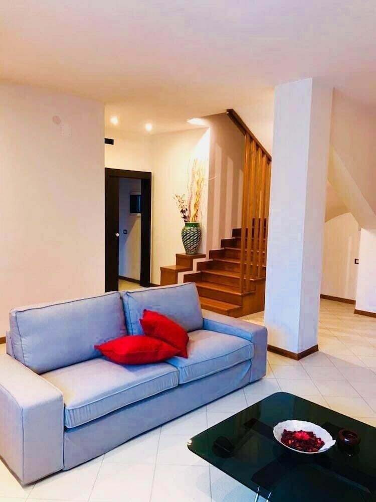 Hostal Villitaly Suite & Coffee Salerno