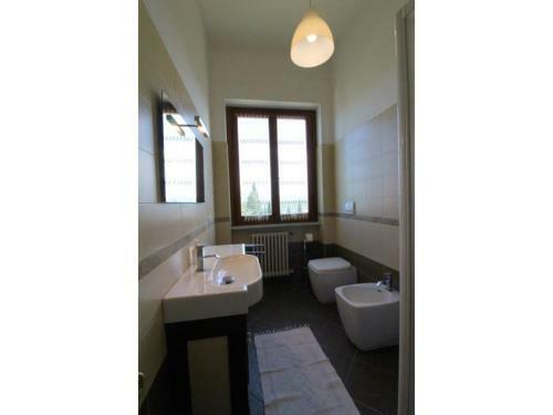 Monte San Savino Villa Sleeps 8 Pool Wifi