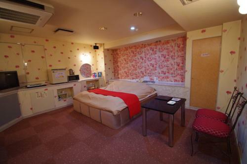 Hotel Restay Champion (adult Only)