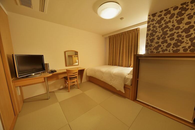 Hotel Dormy Inn Express Soka City