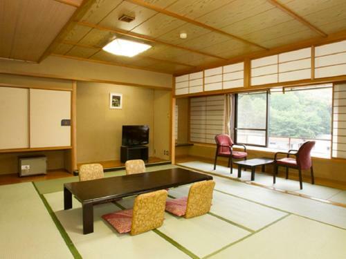 Hotel Izu Nagaoka Kinjokan
