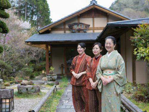 Ryori Ryokan Shikanoyu