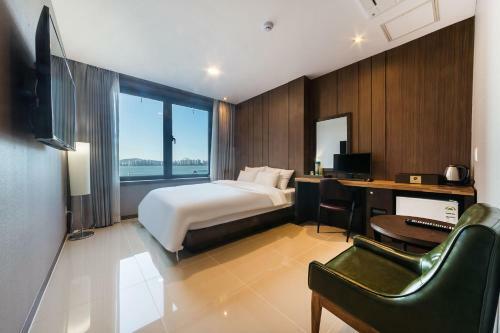 Incheon Hotel Blue Marine