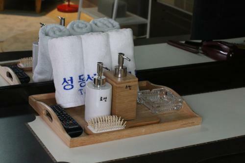 Motel Seong Dong Jang
