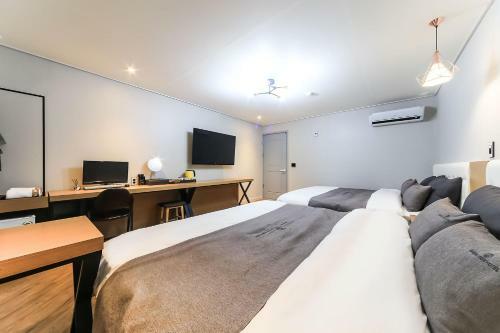 Busan Station View Hotel