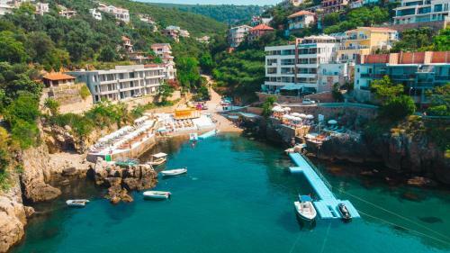 Aparthotel Hotel Mediterraneo Liman