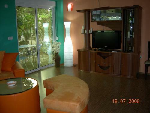 Hostal Apartments And Rooms Mila