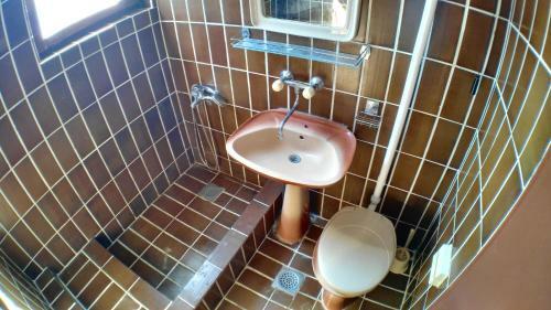 Hostal Guesthouse Obala