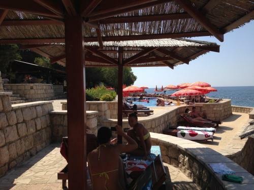 Apartmens Gjoni