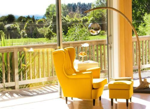 Bed & Breakfast Serenity Lodge