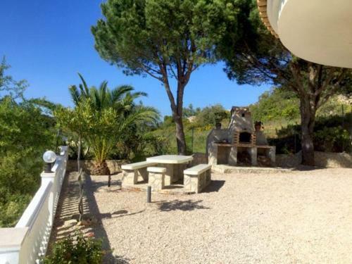 Vale De Rosas Villa Sleeps 8